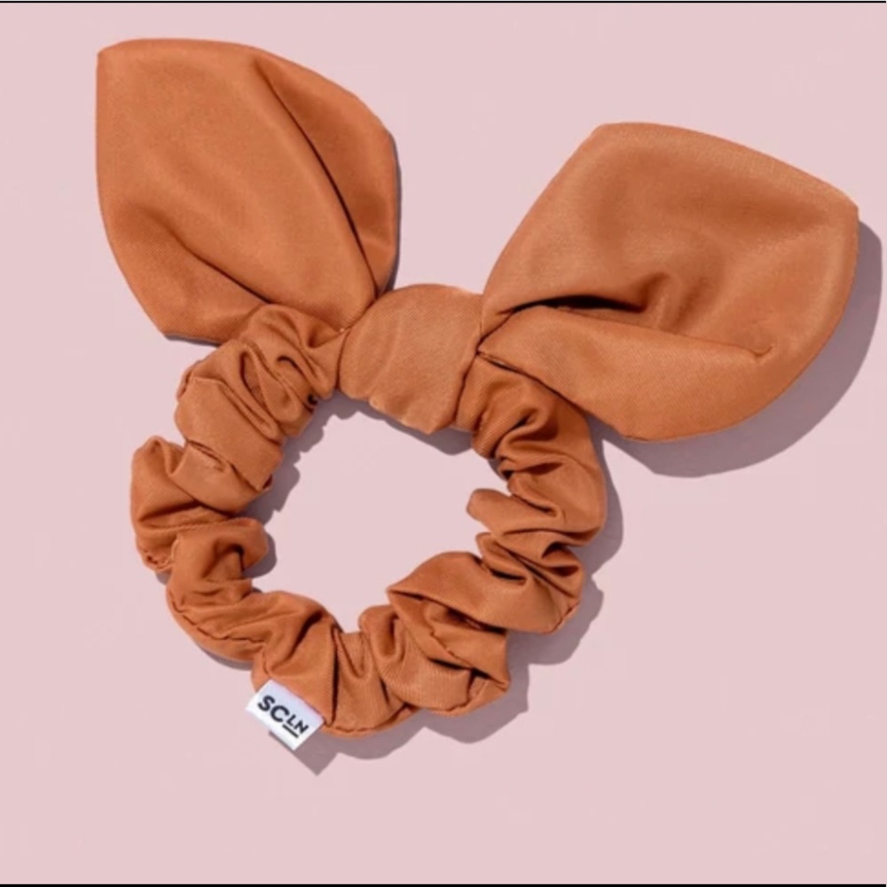 BNWT SCL Desert Dreams Scrunchie